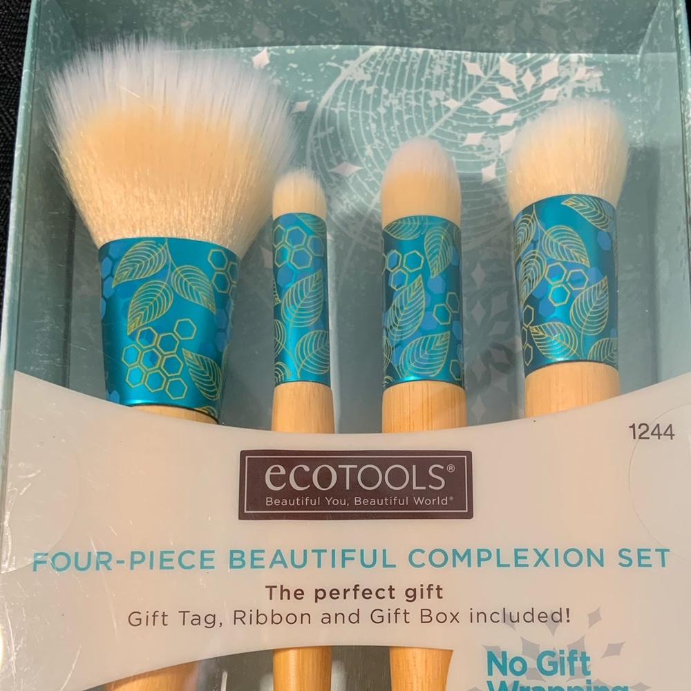 New, Eco Tools Beautiful Complexion Set